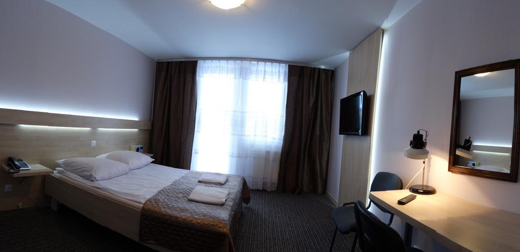 Hotel Junior Zamość Kamer foto